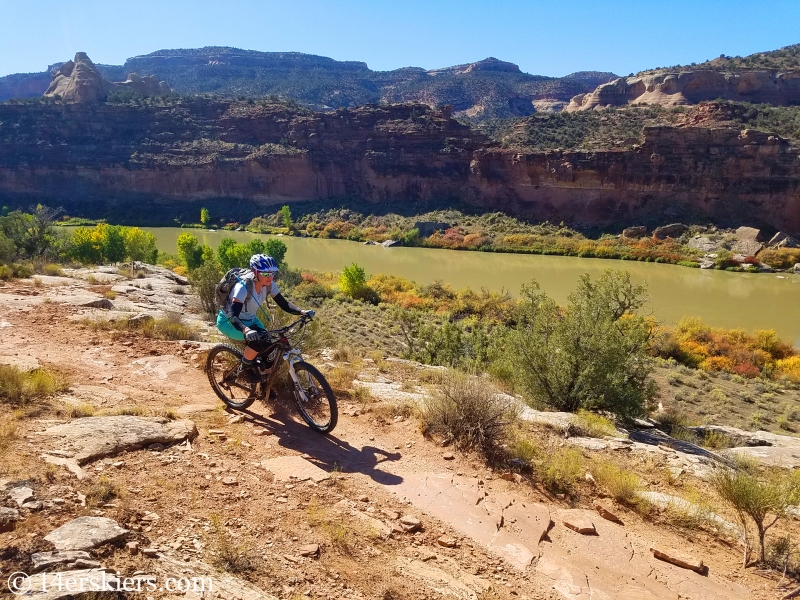 Mountain biking Kokopelli Loops in Loma, CO