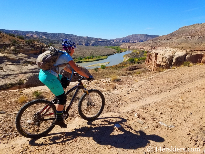 Mountain biking Kokopelli Loops in Loma, CO