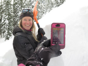 Using the Avanet App while performing an extended column test while backcountry skiing.