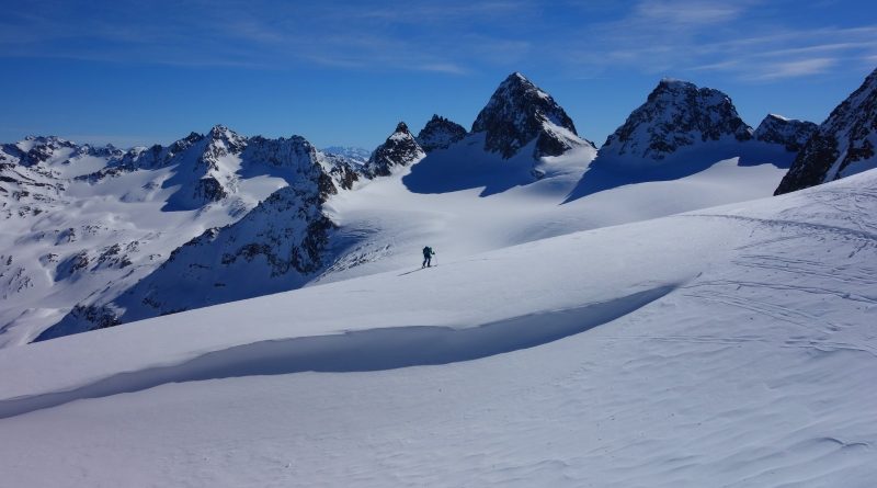 TBT: Silvretta Tour Part 3- Weisbadener Hutte & Ochsentaier Glacier (28 Feb 2019)